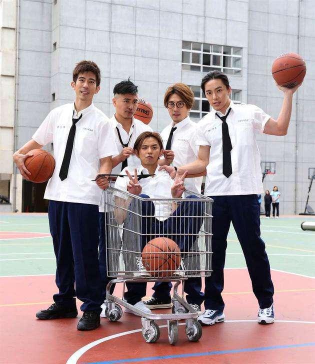 黄鸿升|黄鸿升追悼会现场：女友情绪几近崩溃，张钧甯贾静雯曹格哀伤落泪