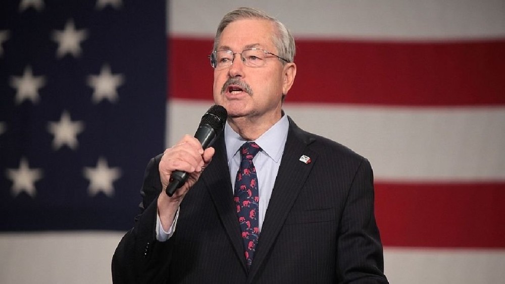 美国大使再度宣布:对中国口出狂言了!