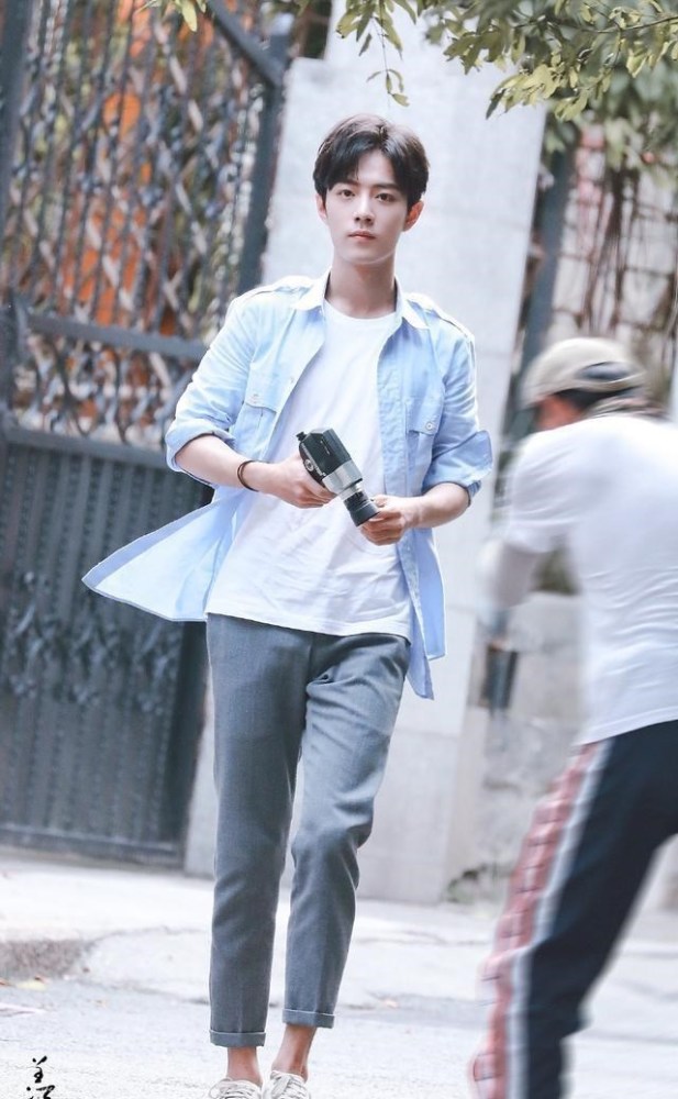 星推荐|粉丝注意了！肖战《星推荐》首播后，央视还有4次重播