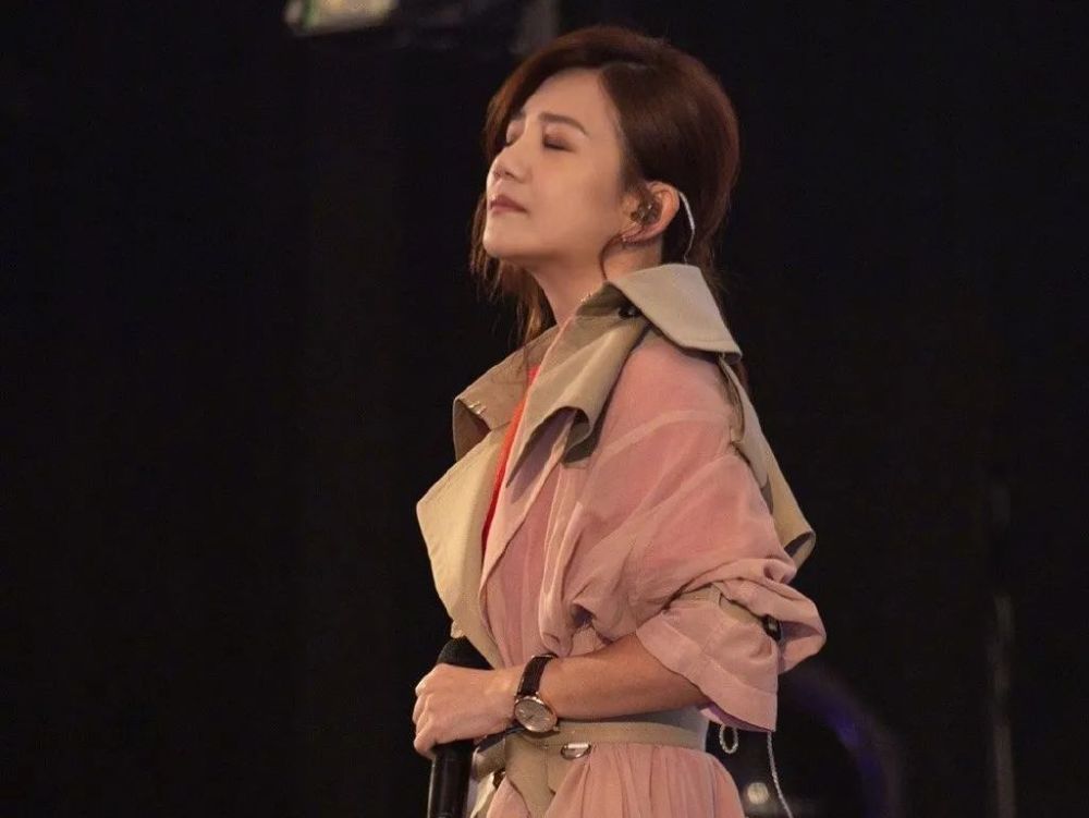 梁静茹|走出离婚阴影的梁静茹，变了