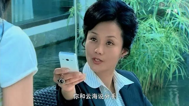儿子是当红明星女儿是世界冠军今50多岁风采依旧