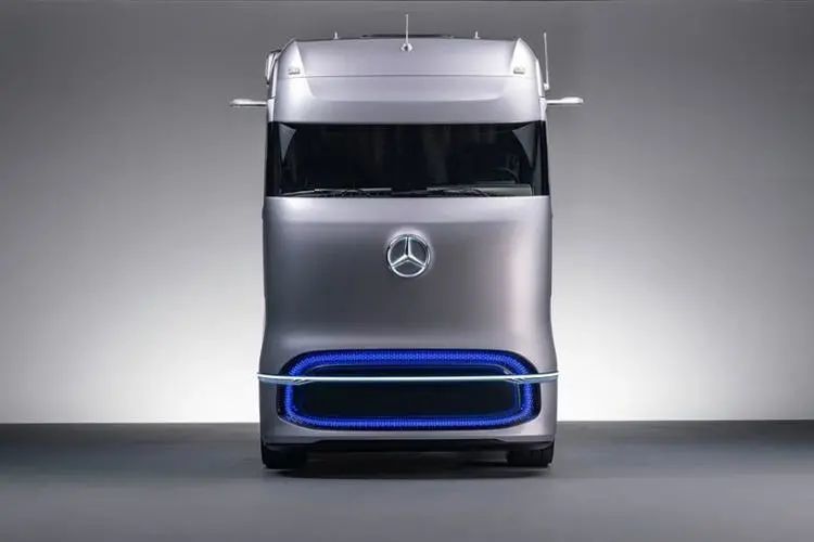 续航超1000公里奔驰genh2氢燃料电池概念车正式发布