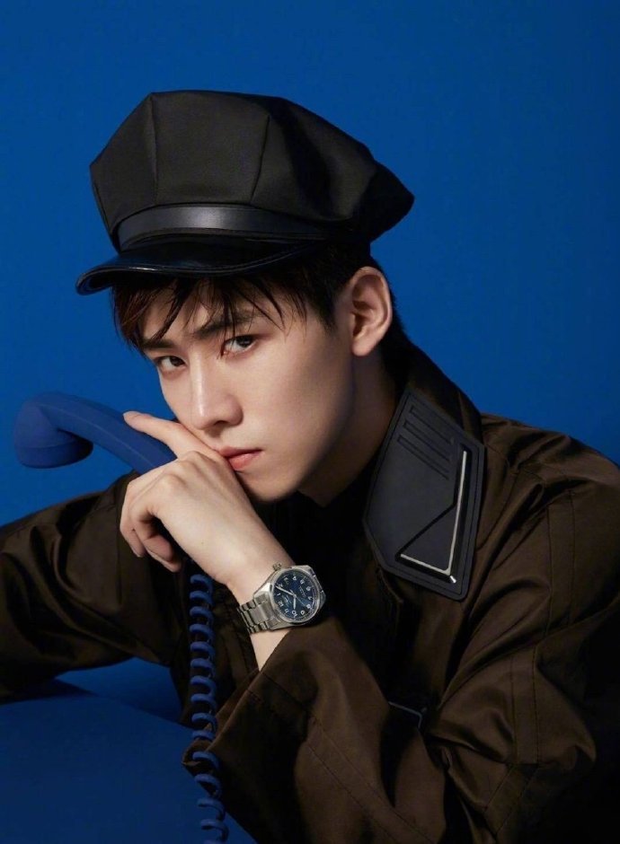 李由和|求锤得锤！网红胡宾果晒了李由和任豪的聊天记录，还是任豪组局