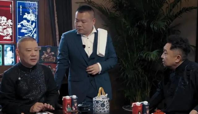 岳云鹏|岳云鹏自曝妻管严，徒弟借钱自己还要请示老婆，抠门本性暴露无遗
