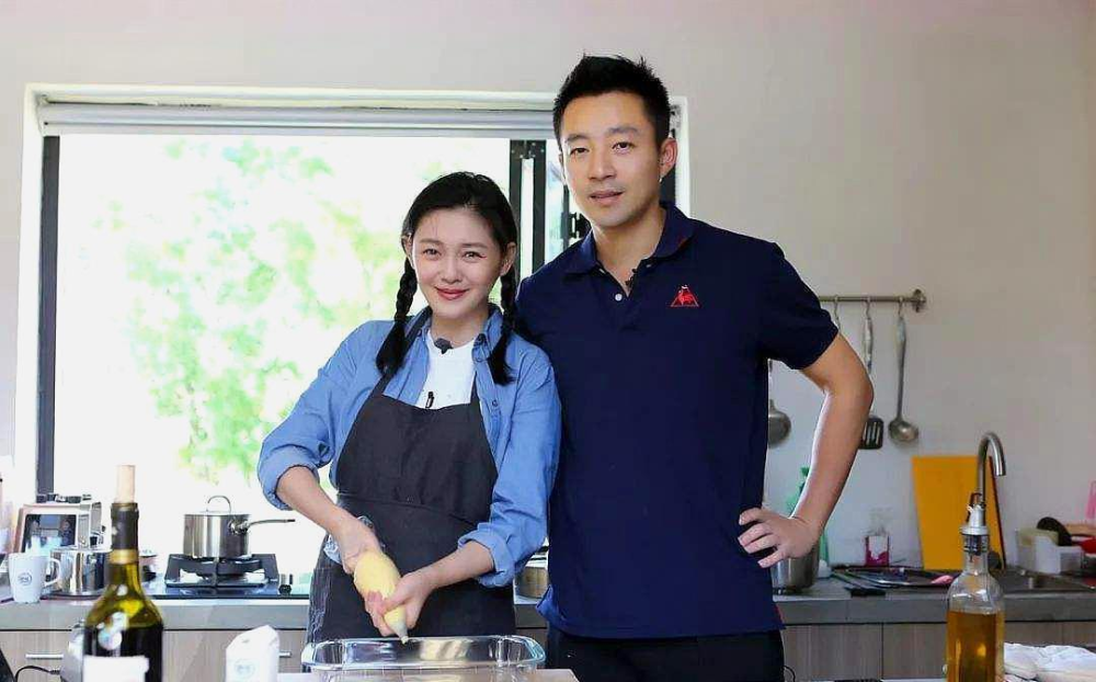 汪小菲|思念妻女到辗转反侧！汪小菲以文字抒发内心情怀，网友：忘记提儿子，偏心！