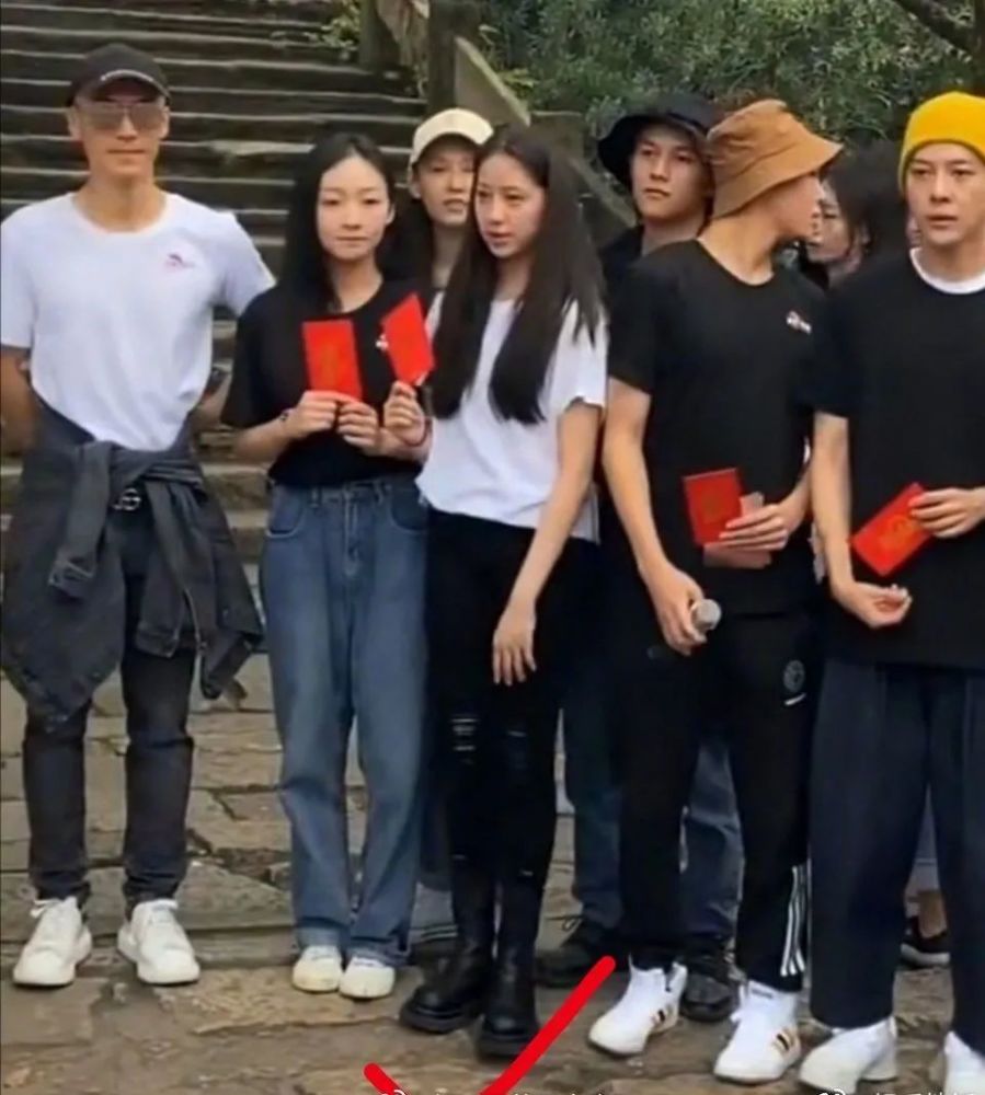 欧阳娜娜|急功近利的欧阳三姐妹
