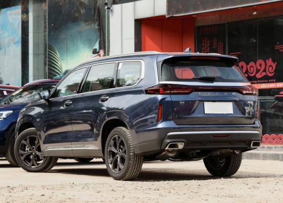 奇瑞造的途昂级suv车长近5米配大七座却被人调侃样子货