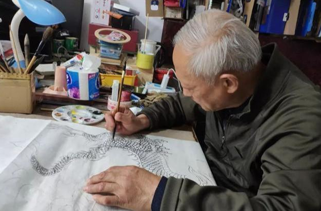张先松|湖北七旬老人，一身技艺却没人继承，每月拿着3000退休金倒贴收徒