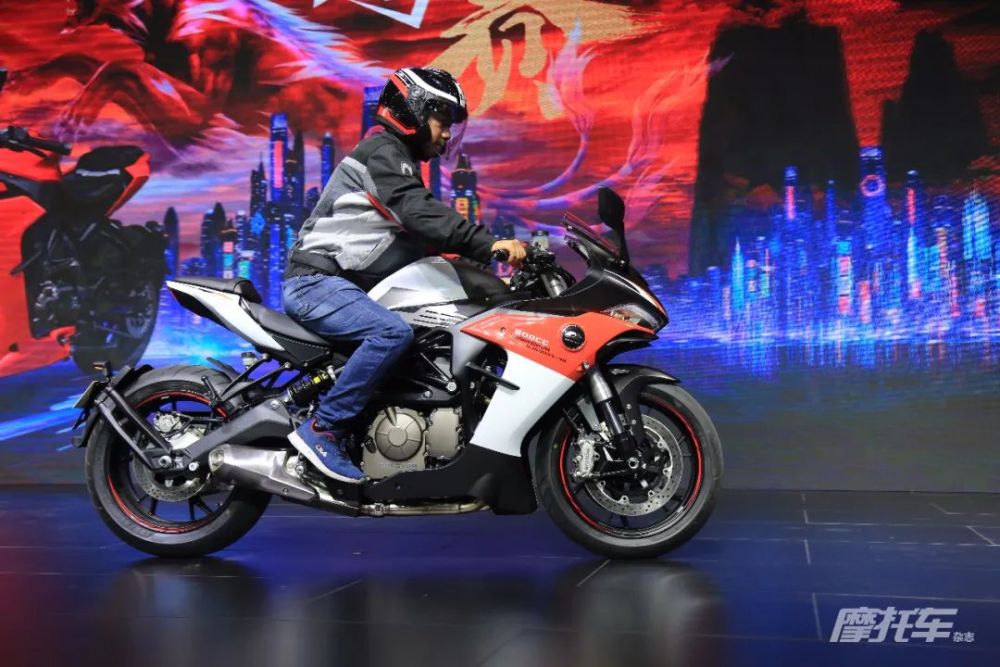 2020摩博会国潮来袭qjmotor发布多款新车国产最大排量adv上市