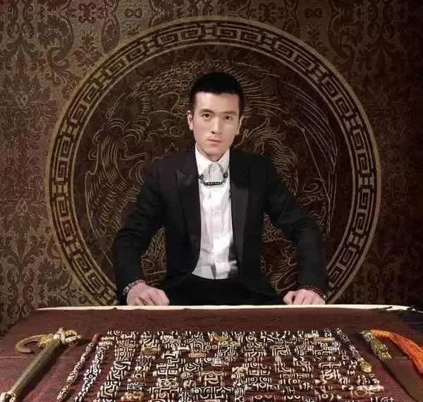 玛瑙石|不要以为天珠很“神秘”，99％的人都不知道它的真面目