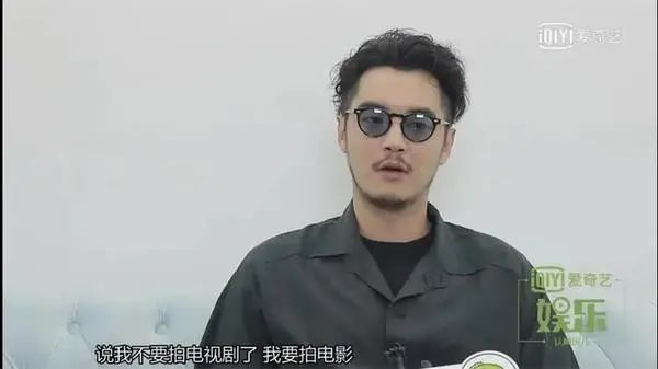 金世佳|他有必要这么装吗？