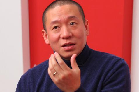 王菲|二手玫瑰主唱梁龙：曾和王菲有过一段恋情，分手是因为谢霆锋