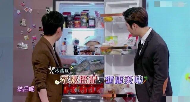 李湘|李湘136斤、王岳伦179斤，体检被劝减肥，美食却依然不离手