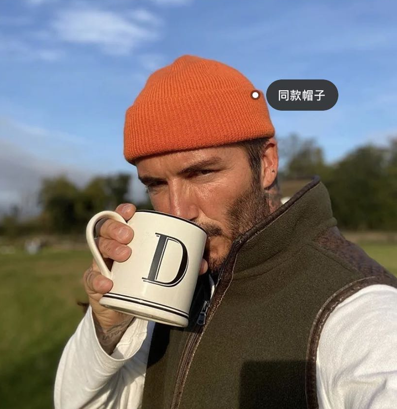 贝克汉姆|贝克汉姆送女儿上学，小七滑滑板，父女打扮路人难遮出众颜值被认出