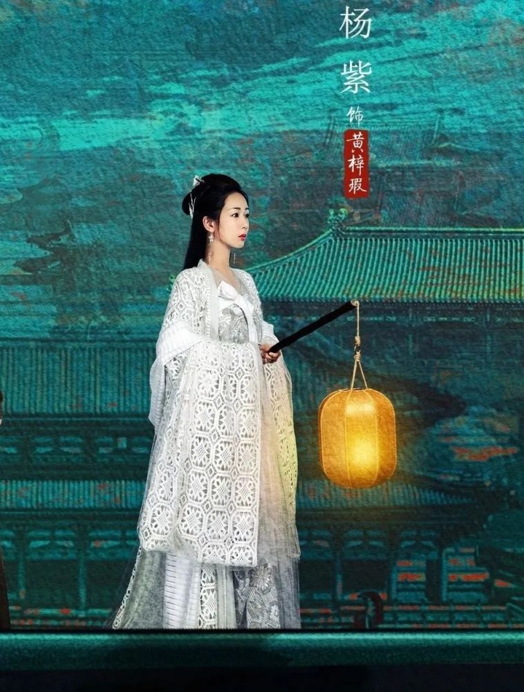 三生三世枕上书|《琉璃》男女主粉再起争执，双方互撕后剧粉评论：简直莫名其妙