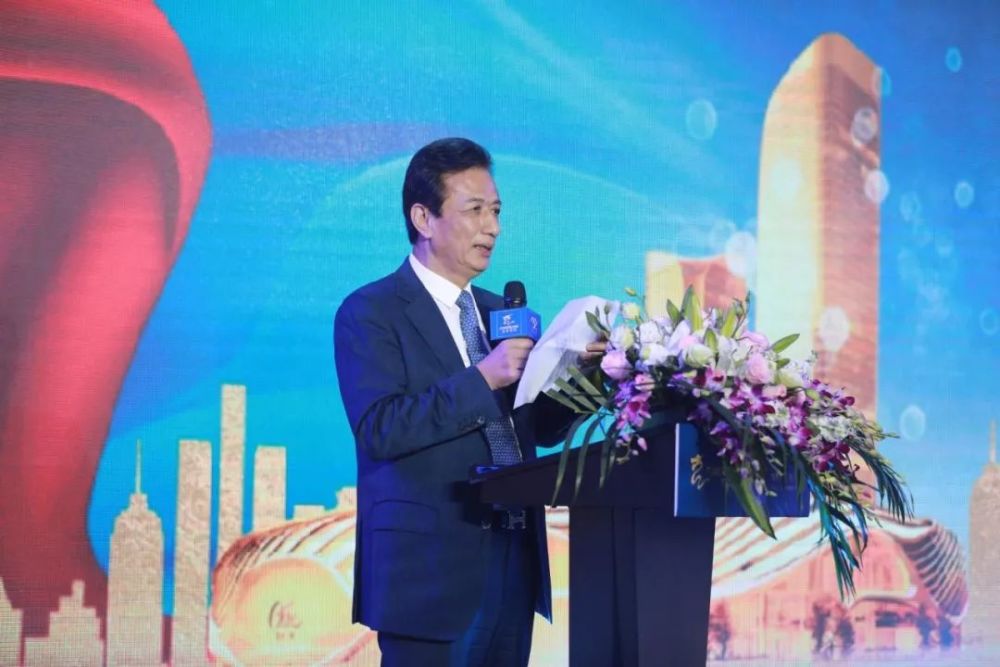 捐赠5亿的许健康,他是谁?为何捐?