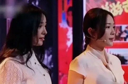 霍思燕|霍思燕晒一家三口亲密照，为儿子嗯哼庆祝七岁生日，杜江的表情亮了