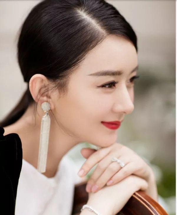 赵丽颖|同样是《知否》主演，赵丽颖能有双提名，冯绍峰怎么没人气了