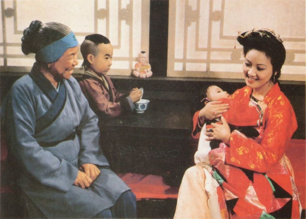 红楼梦|红楼梦里的两位老人，来自贫贱阶层，但为人处事的智慧却令人钦敬