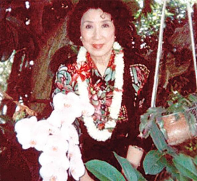 王玉龄|17岁嫁42岁丈夫，19岁丈夫牺牲，守寡70多年，晚年住豪宅开豪车