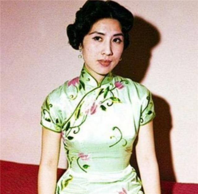 王玉龄|17岁嫁42岁丈夫，19岁丈夫牺牲，守寡70多年，晚年住豪宅开豪车