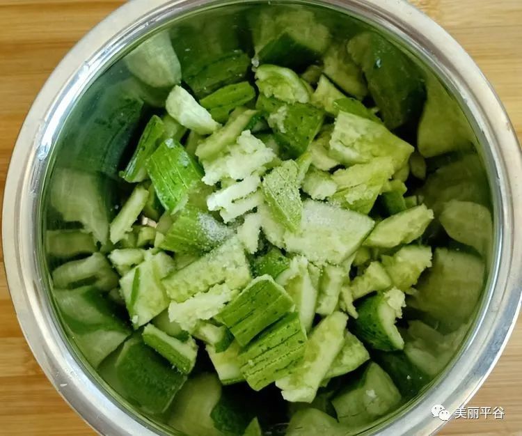 拌黄瓜|影像平谷：我家美食（4）捞汁粉丝拌黄瓜