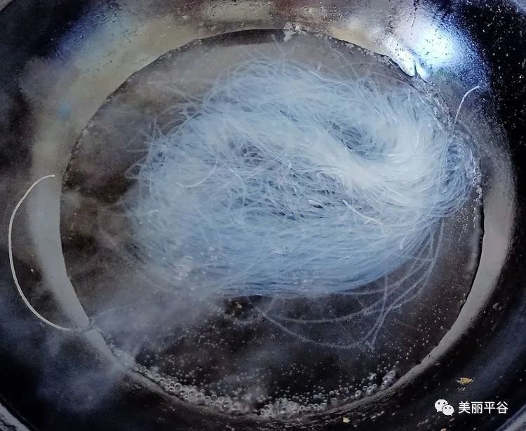 拌黄瓜|影像平谷：我家美食（4）捞汁粉丝拌黄瓜