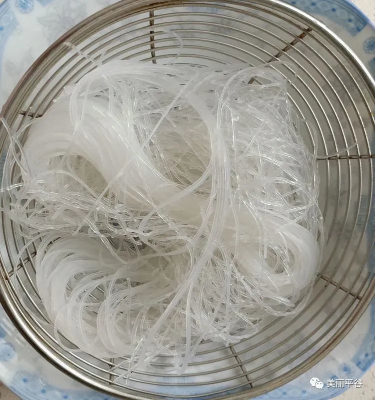 拌黄瓜|影像平谷：我家美食（4）捞汁粉丝拌黄瓜