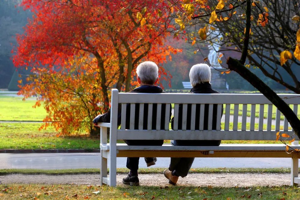 楢山节考|别让父母在你面前，活得小心翼翼