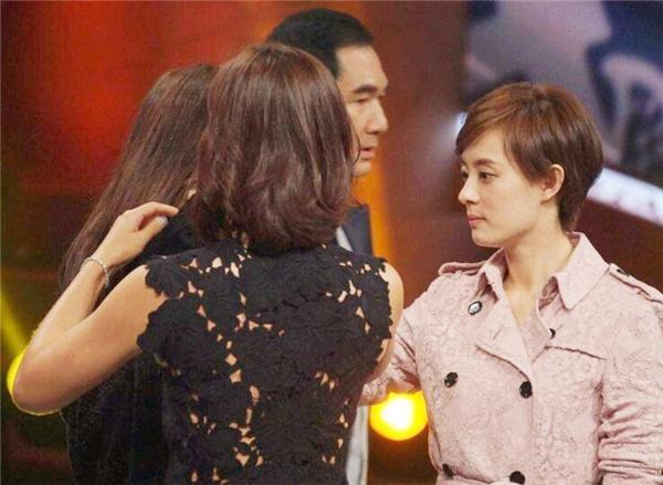 孙俪|曾嫌孙俪捐助太少，写6000字诋毁恩人的白眼狼学生，现惩罚来了