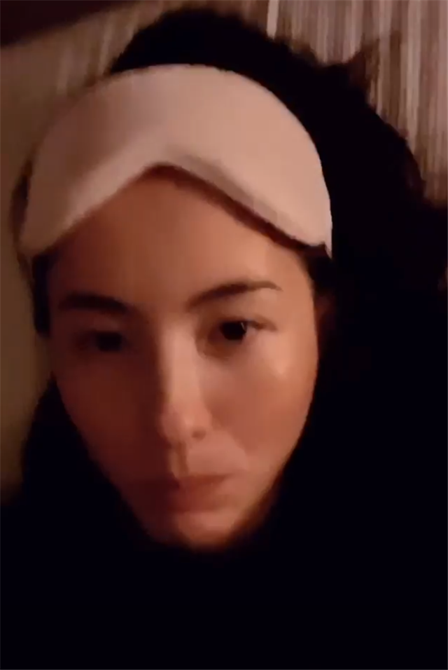 张柏芝|张柏芝为小儿子赚奶粉钱，一个人到内地隔离，太无聊只能玩自拍