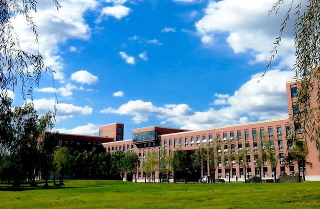 高校|各省前3强高校是哪些？北京、江苏和湖北的高校又该怎么排名？