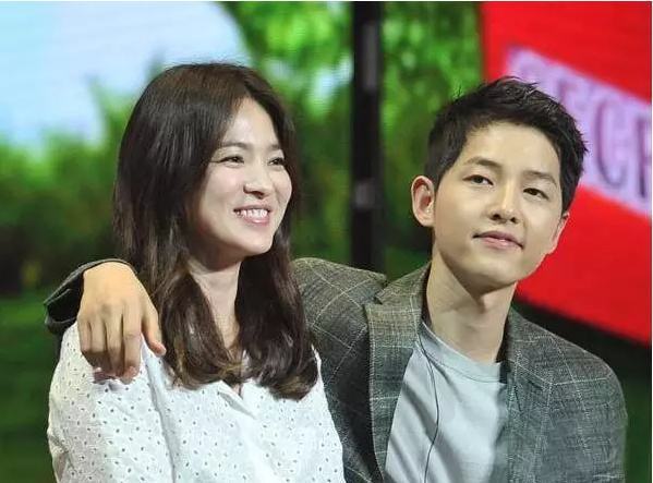 宋仲基|离婚后对方啥也不是！宋慧乔懒理宋仲基生日，晒照自曝与男友人喝酒