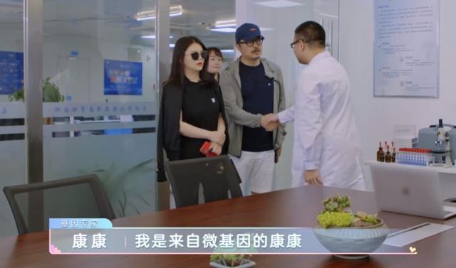 李湘|买房如买菜、简餐也奢侈，P掉手表和钻戒，P不掉李湘王岳伦的壕