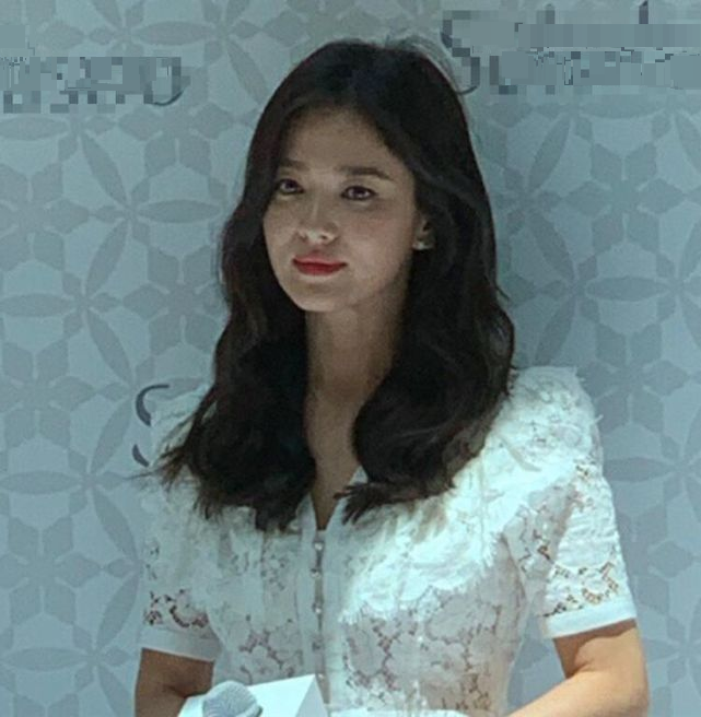 宋仲基|离婚后对方啥也不是！宋慧乔懒理宋仲基生日，晒照自曝与男友人喝酒