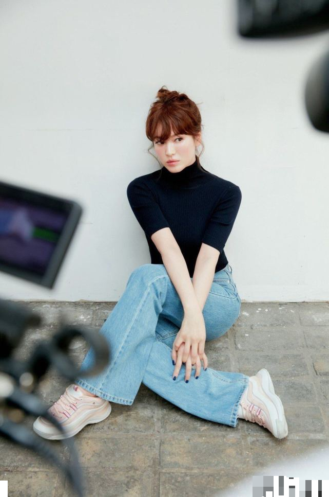 宋仲基|离婚后对方啥也不是！宋慧乔懒理宋仲基生日，晒照自曝与男友人喝酒