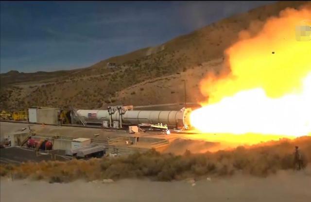 火箭_军事武器|全球最强的火箭助推器，用它造一台火箭，运载能力和胖五一样大