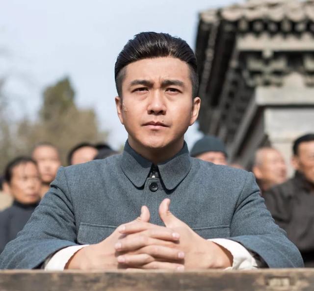 白孝文|《白鹿原》里，白孝文是一个疯狂的投机者，有多疯狂？