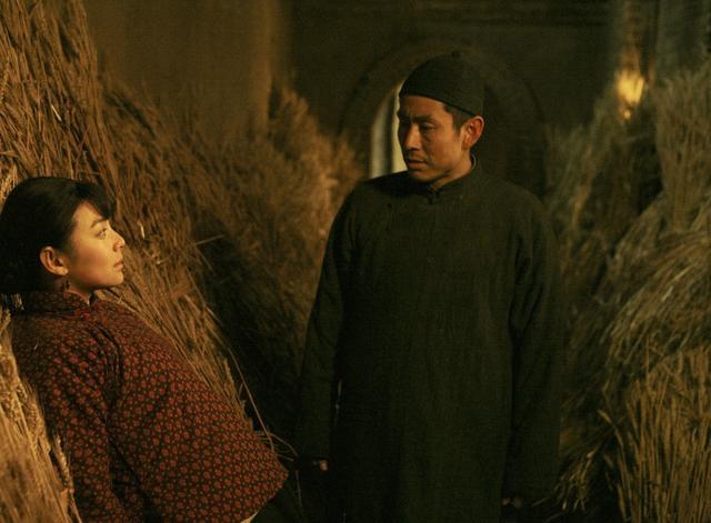 白孝文|《白鹿原》里，白孝文是一个疯狂的投机者，有多疯狂？