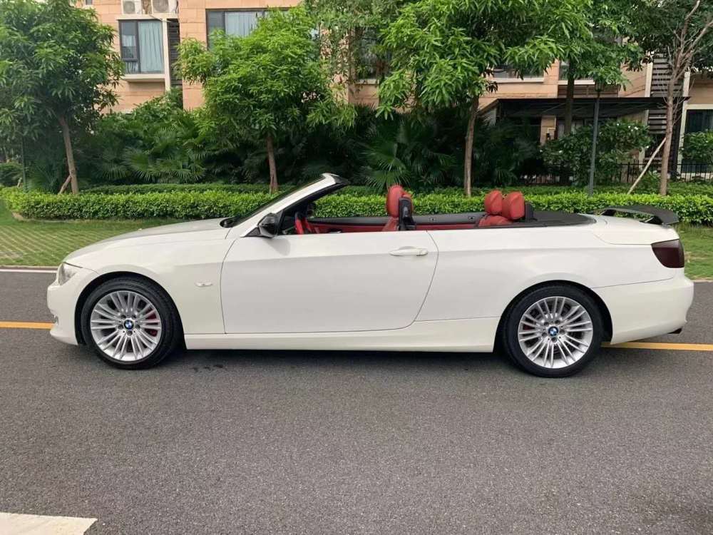12宝马335i 硬顶敞篷跑车 v6发动机3.