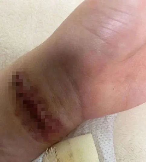 申珉雅|这是她今年第二次跳江了