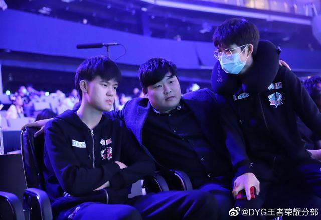 B站疑收购RW侠？DYG因久诚事件失去争夺年度最佳俱乐部资格