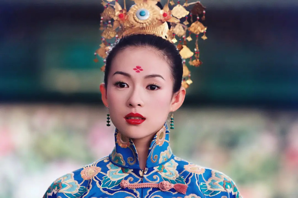 章子怡|章子怡出道前曾有过一段初恋？历经3位男友，她最终嫁给了爱情