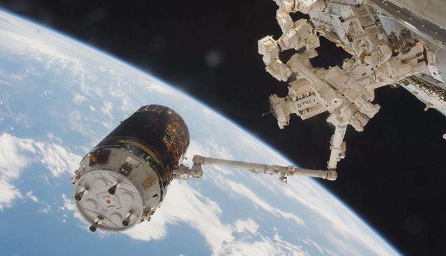 ufo|5个不明飞行物之后，国际空间站又拍到了不明物体，到底是什么？