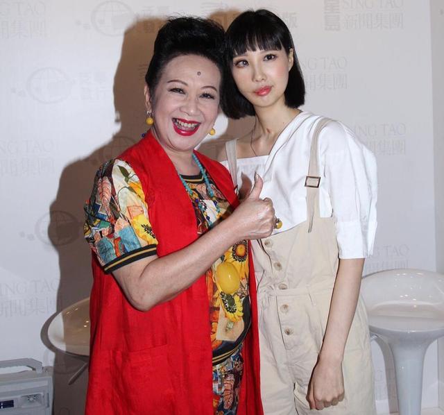 李明蔚|30岁香港女歌手拍片众筹医药费：被癌症选中的女主角，渴望活着