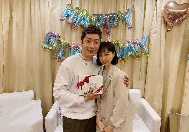 李明蔚|30岁香港女歌手拍片众筹医药费：被癌症选中的女主角，渴望活着
