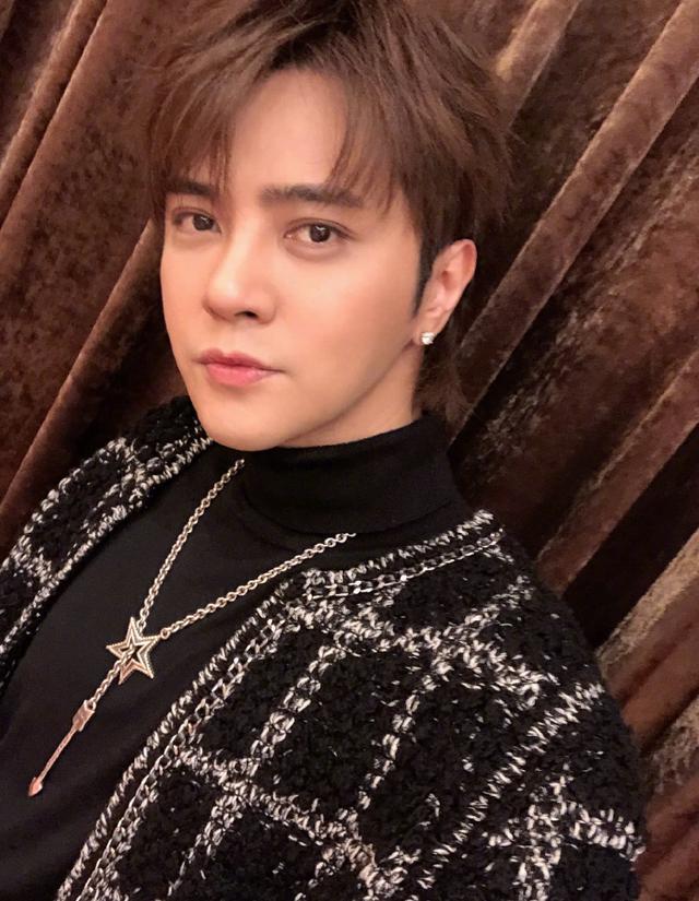 罗志祥|罗志祥又引争议！现身小鬼追悼会图被扒是假的，网友质疑其蹭热度