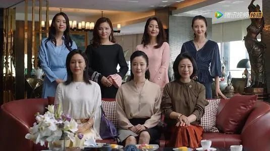 akiiiko|北京顺义妈妈的焦虑：生精英孩子，做全能管家，才能当得起优雅太太