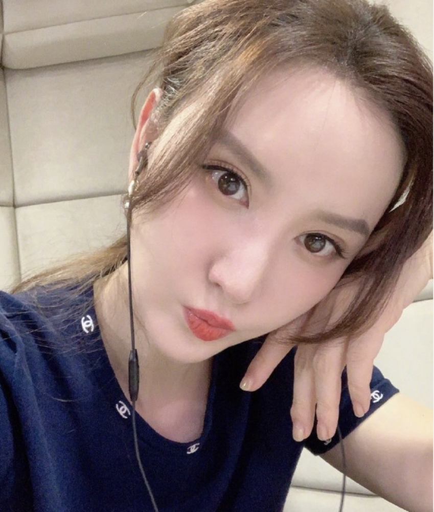 身份证|比里程积分被盗更可怕！张萌自曝身份证信息被盗用办卡，实在是细思极恐