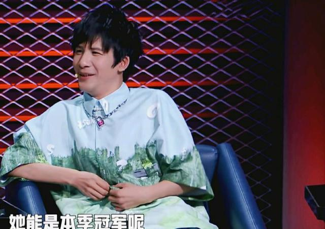 李雪琴|成为脱口秀女王的女人们：从思文到李雪琴杨笠